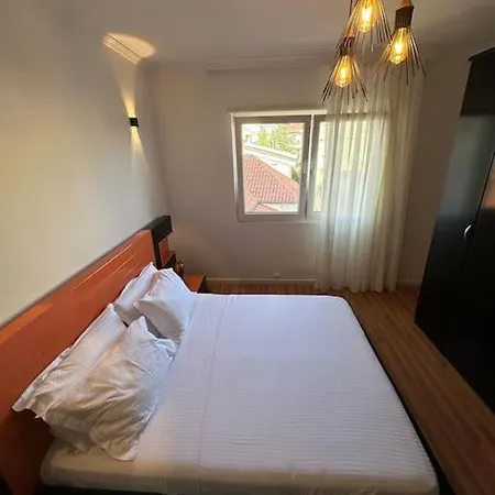 S'S Apartament In Tirana Exterior photo
