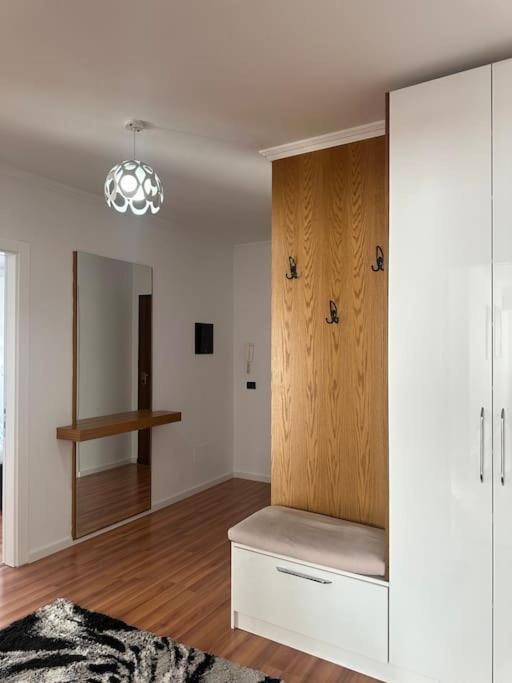 Appartement S's In Tirana